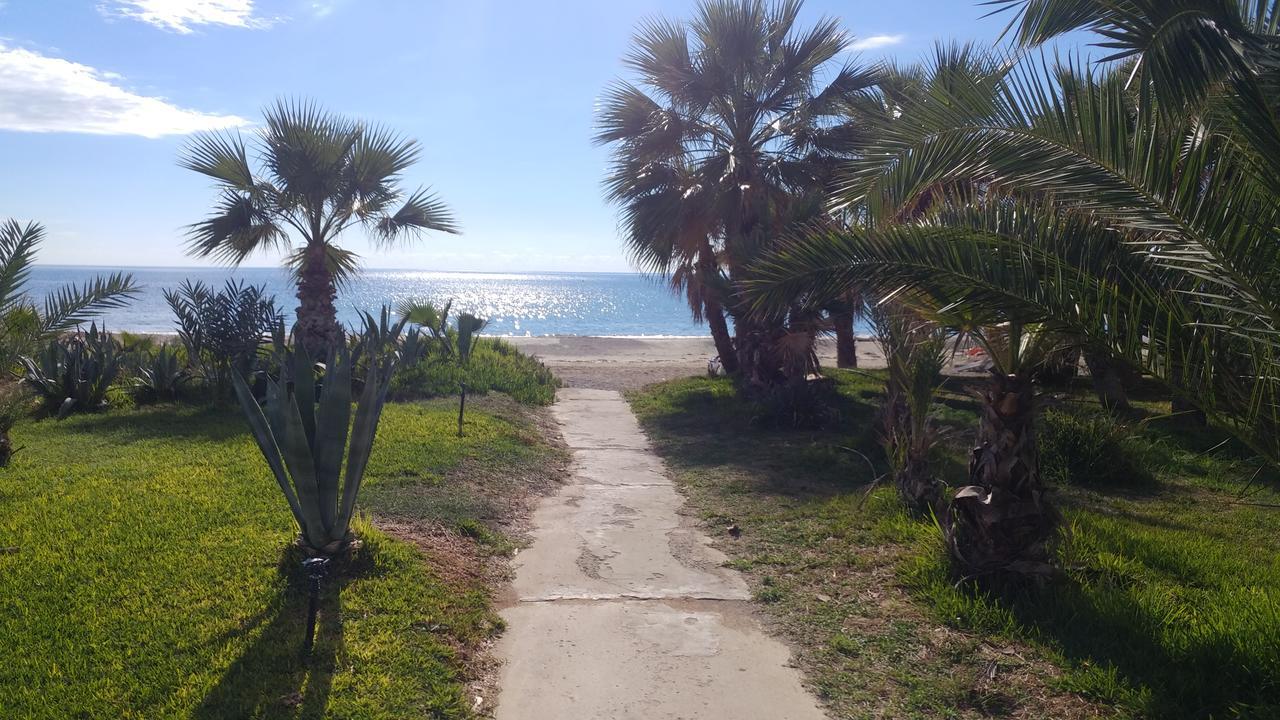 Sandy Beach Apartment 3 Voroklini Esterno foto